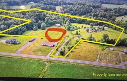 4.5 acre pasture available for lease