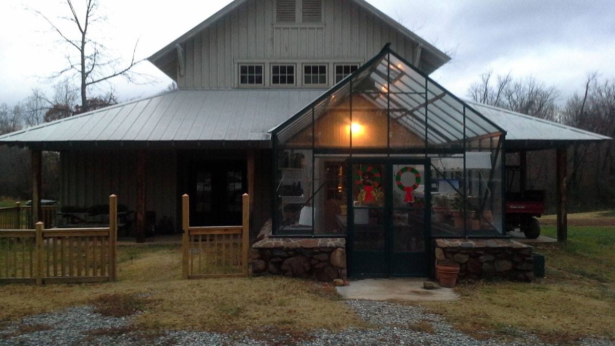 barn