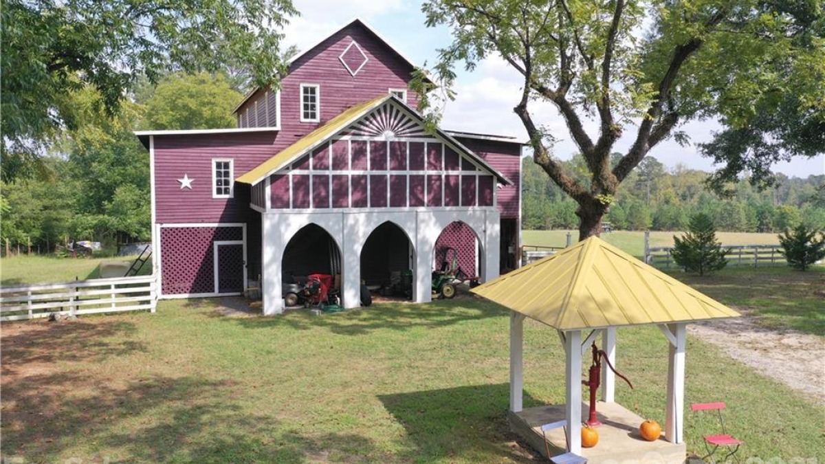Barn