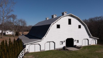 Gorgeous 4000 SQ ft Barn renovated into wedding venue.