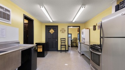 Was a dairy store in the 1950's and then a honey retail store most recently.