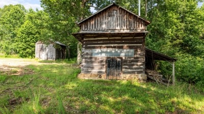 tobacco barns
