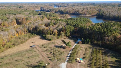 surrounded by Little River Reservoir on 2 sides