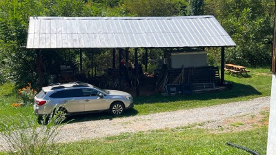 Packing shed with cooler