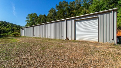 The 2,000 s.f. warehouse